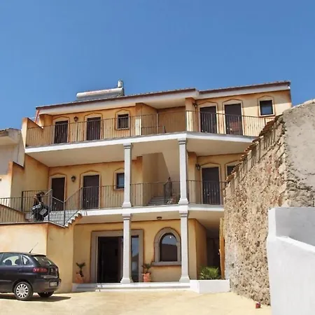 Bed Sandalia 3* Badesi