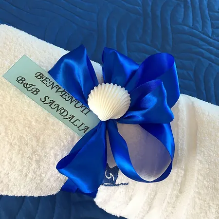 Bed Sandalia 3* باديسي